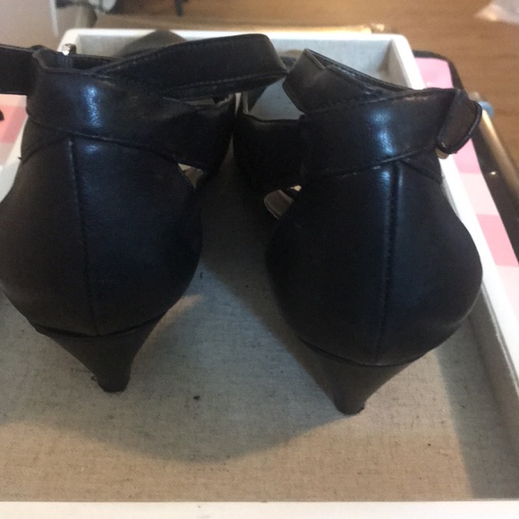 Nine West US10 wedge ankle strap - Picture 4 of 5